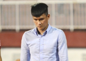 Doi nha da nhu ban do, Cong Vinh xin loi khan gia hinh anh