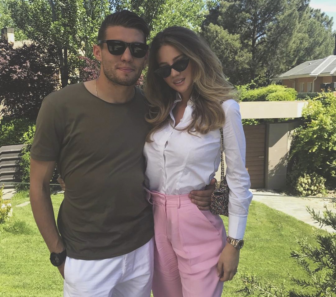 tâng bóng bằng đầu trên du thuyền ảnh 6 tang bong bang dau tren du thuyen anh 6