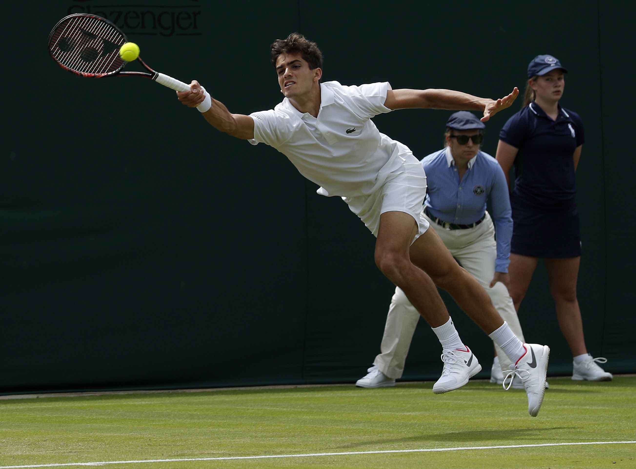 Kyrgios ôm mặt thất thần ảnh 10 Kyrgios om mat that than anh 10