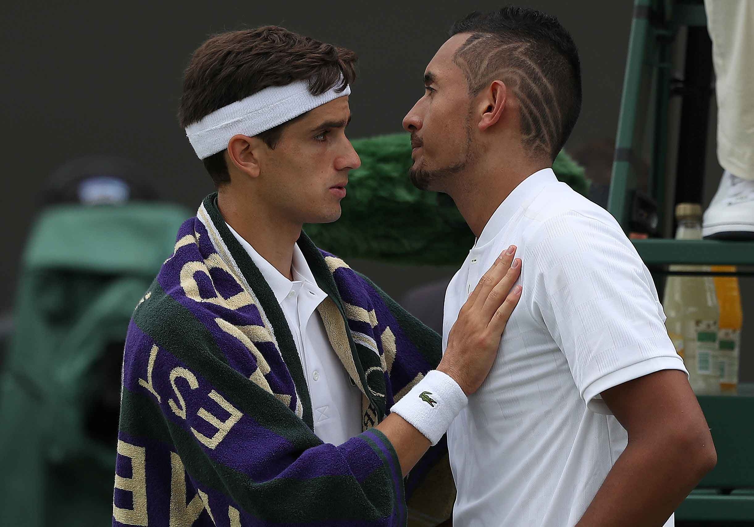 Kyrgios ôm mặt thất thần ảnh 9 Kyrgios om mat that than anh 9