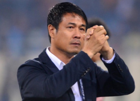 VFF chua co ke hoach gia han hop dong voi HLV Huu Thang hinh anh