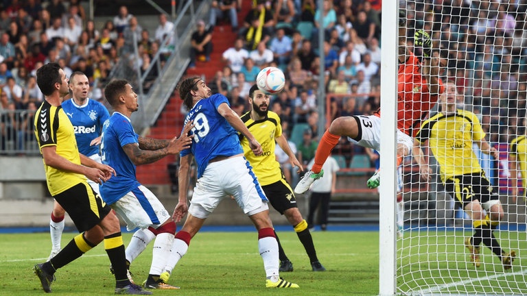 Đội bóng Vương quốc Anh thua sốc ảnh 2 Doi bong Vuong quoc Anh thua soc anh 2