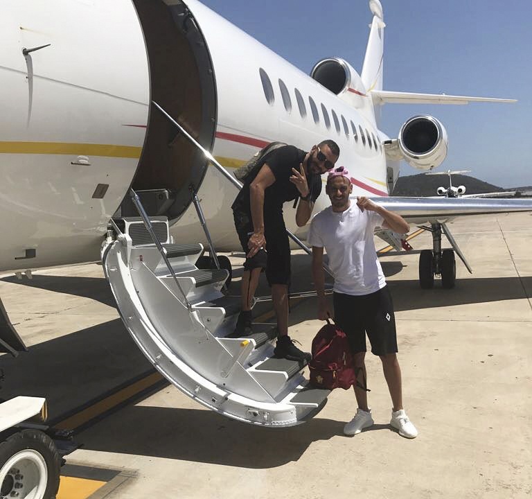 Messi hạnh phúc hưởng tuần trăng mật ảnh 9 Messi hanh phuc huong tuan trang mat anh 9