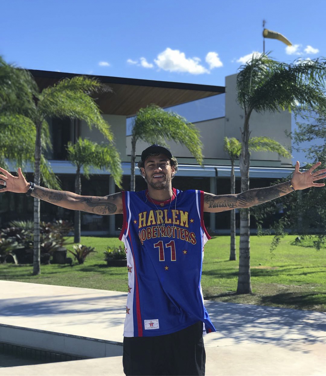 Messi hạnh phúc hưởng tuần trăng mật ảnh 4 Messi hanh phuc huong tuan trang mat anh 4