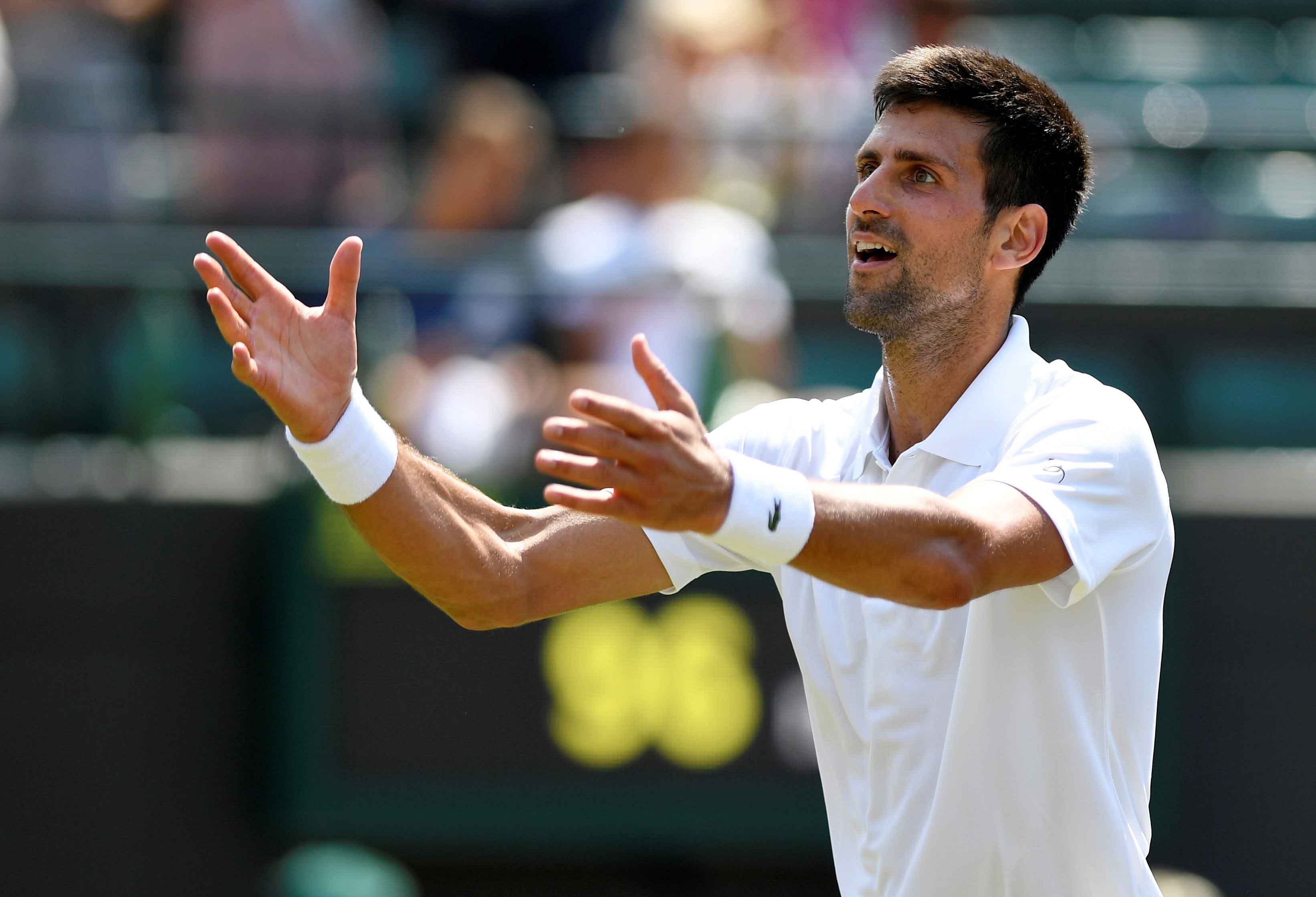 Federer,  Djokovic vao vong 3 anh 10