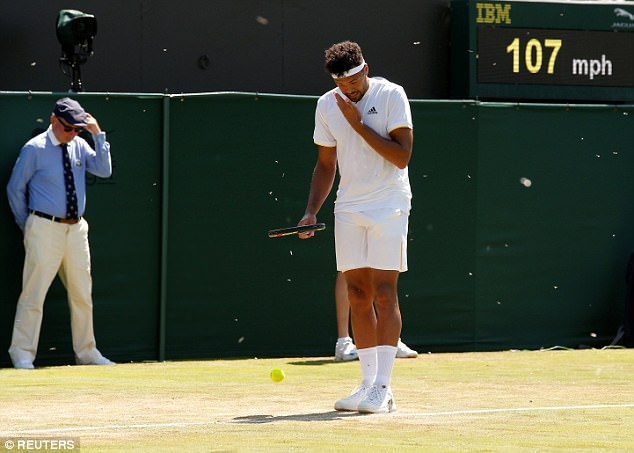 Kien canh 'tan cong' anh 3