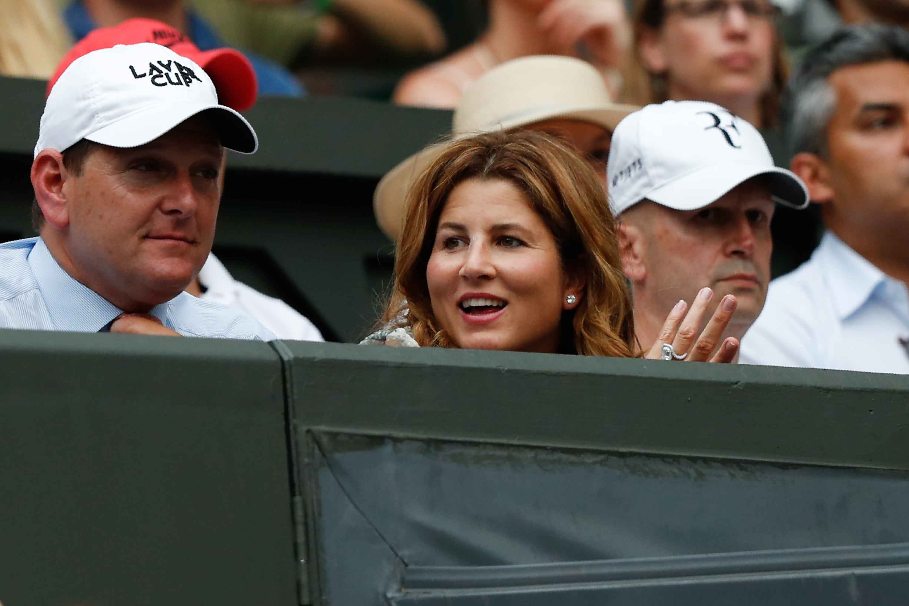 Federer, Djokovic vào vòng 3 ảnh 2 Federer, Djokovic vao vong 3 anh 2