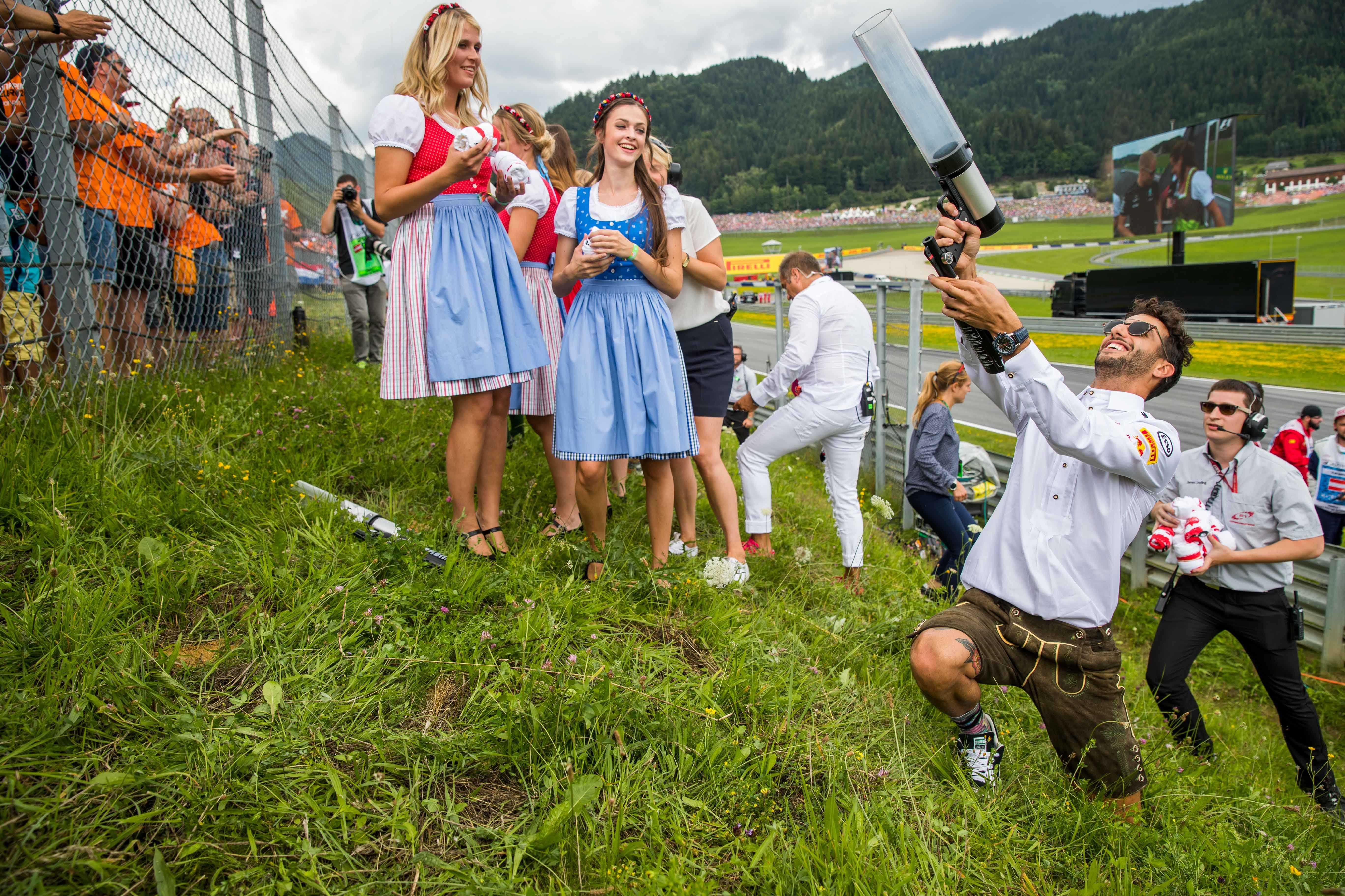 Dàn grid girls xinh đẹp ảnh 8 Dan grid girls xinh dep anh 8