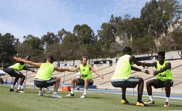 Sao Hollywood thăm buổi tập của MU ảnh 11 Sao Hollywood tham buoi tap cua MU anh 11