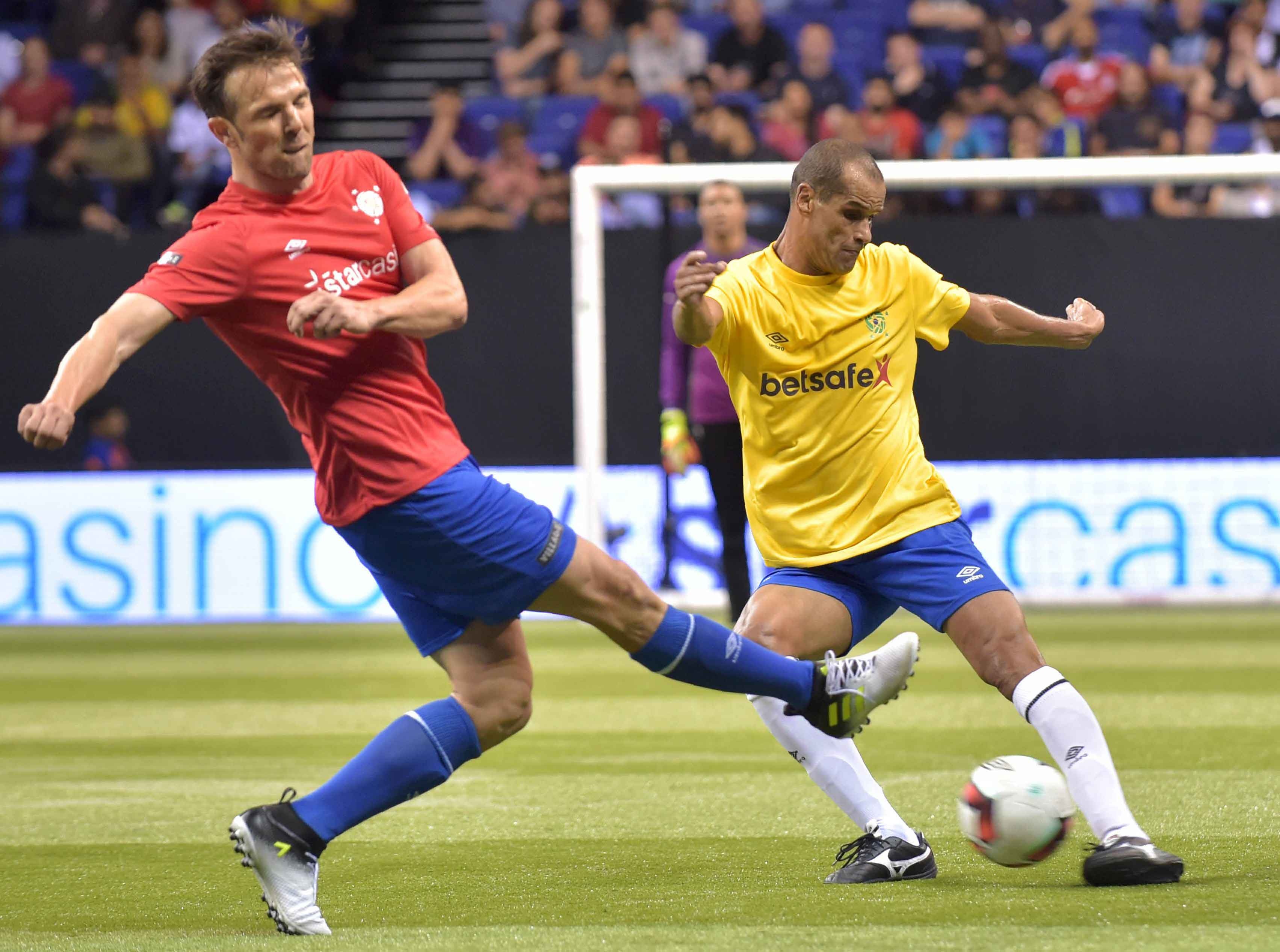 Brazil tham bai 3-11 anh 10