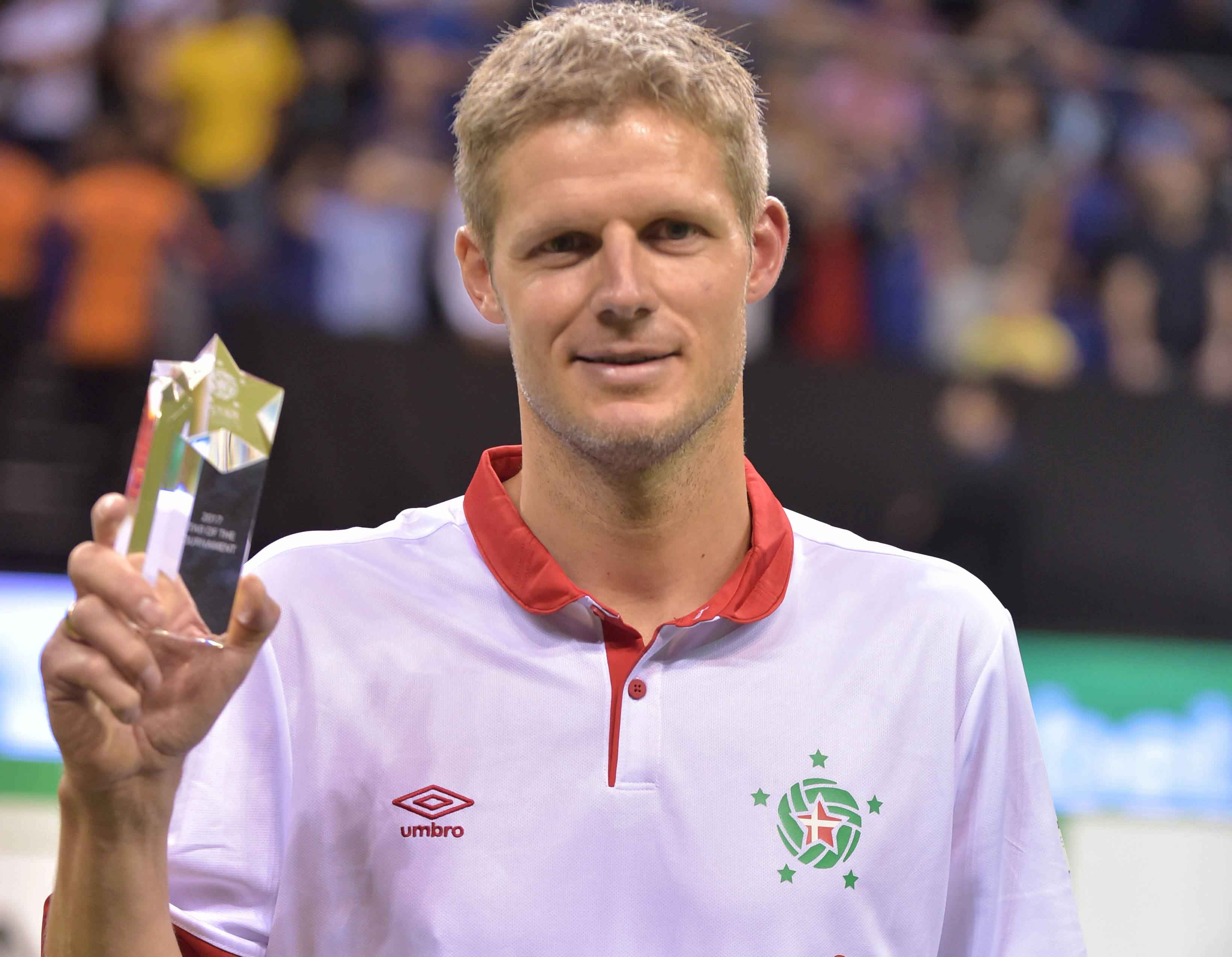 Brazil tham bai 3-11 anh 13