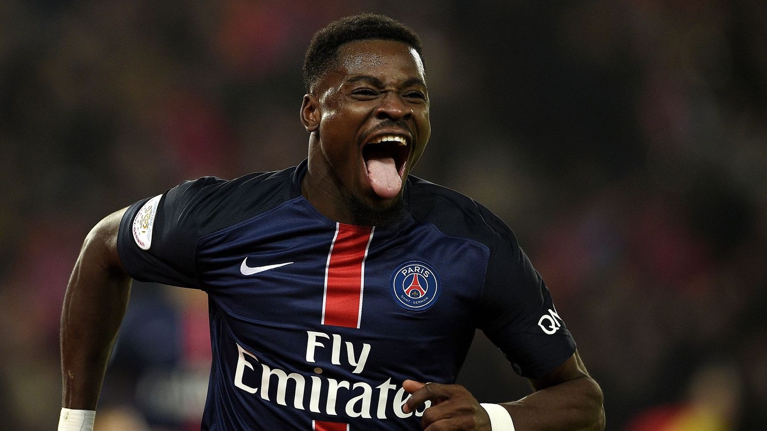 Chuyen nhuong 21/7: Ban than Pogba sap gia nhap MU? hinh anh