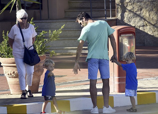 Federer sac lai nang luong anh 2