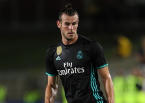 Thieu vang Ronaldo, Real thua sap mat truoc Man City hinh anh