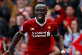 Mane toa sang, Liverpool thang tran dau tai Premier League hinh anh