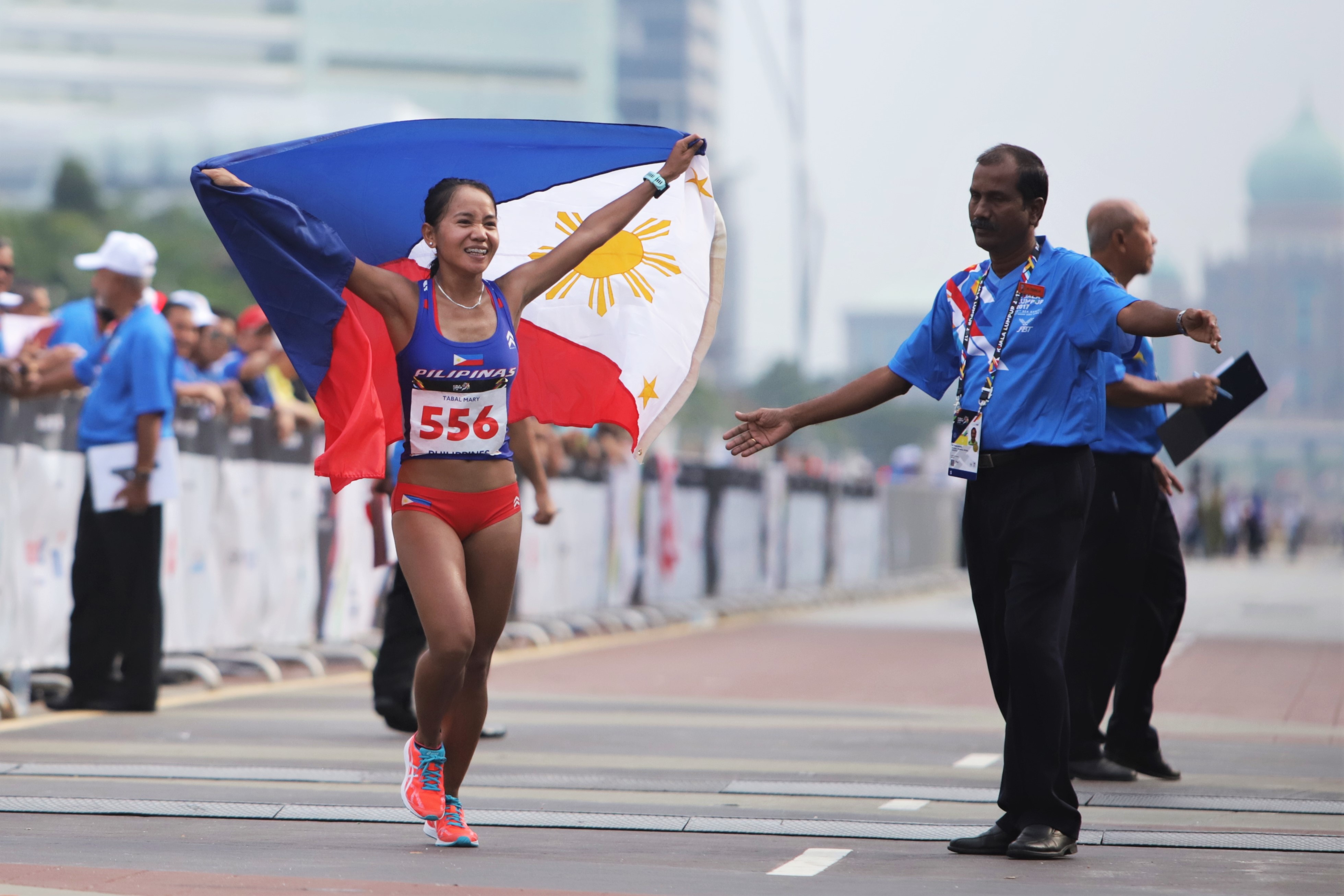 marathon Viet Nam chi gianh HCB anh 9