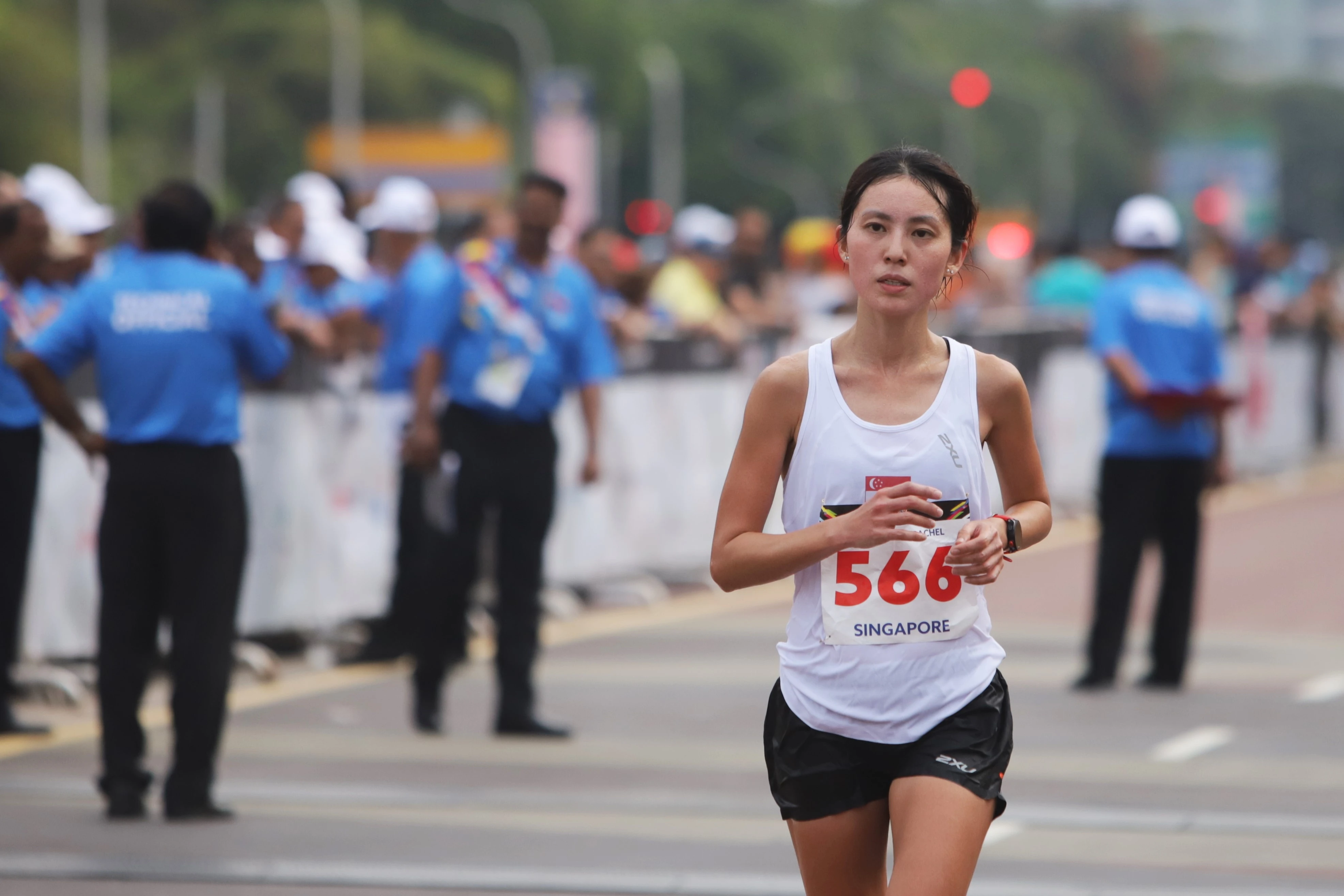 marathon Viet Nam chi gianh HCB anh 15