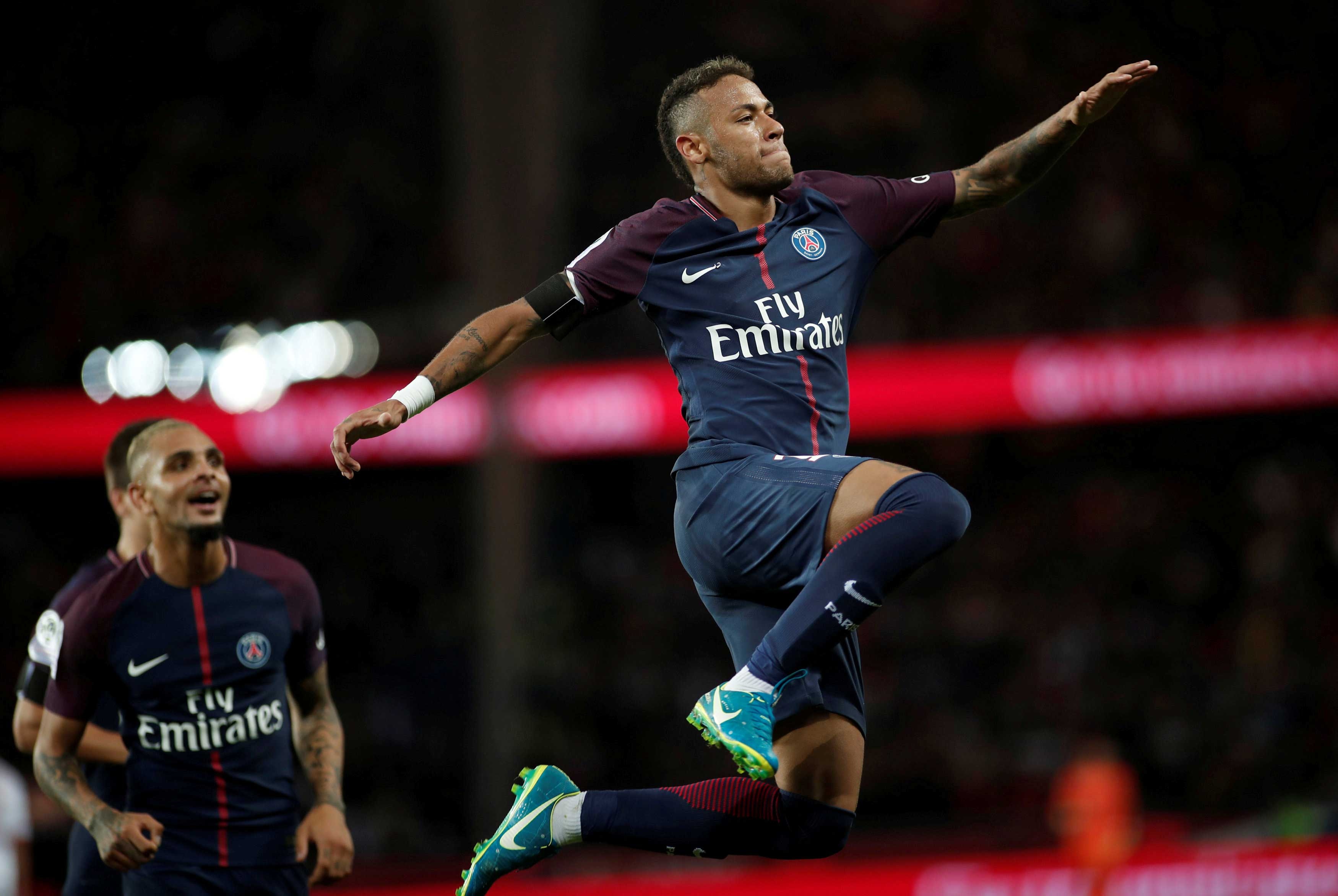 Neymar in dau giay o 5 ban thang, PSG thang dam 6-2 hinh anh