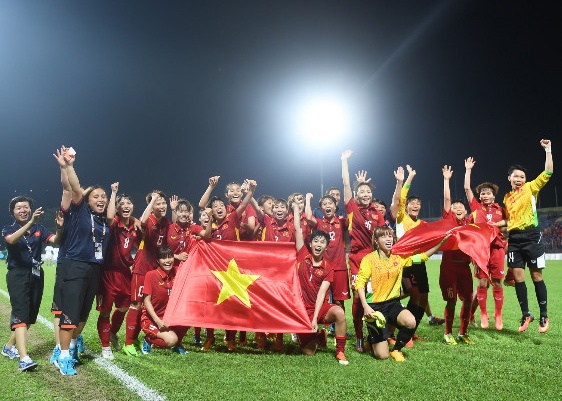 Tuyen nu Viet Nam nhan thuong gan 4 ty dong hinh anh