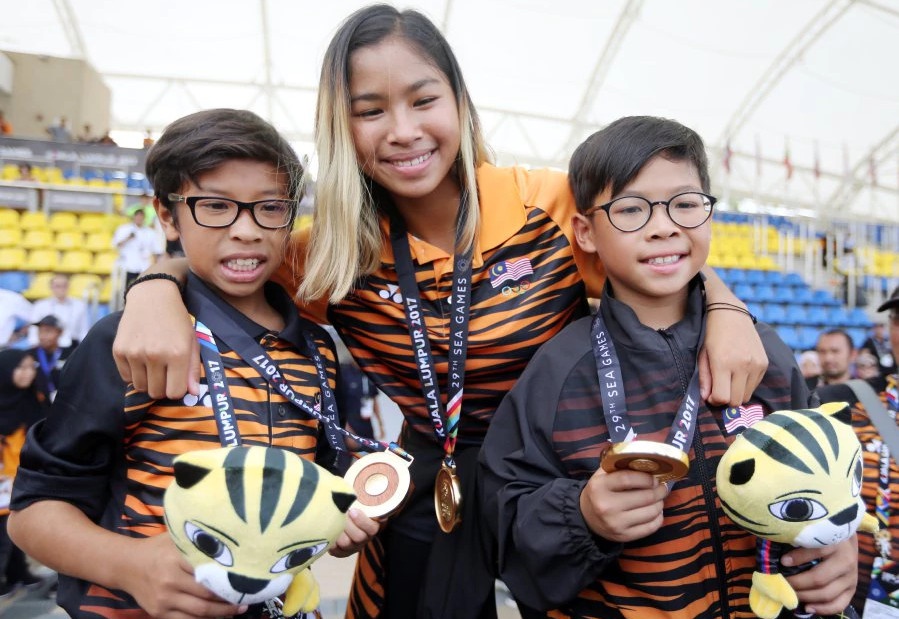 VĐV nhỏ tuổi nhất giành HCV ảnh 10 VDV nho tuoi nhat gianh HCV anh 10