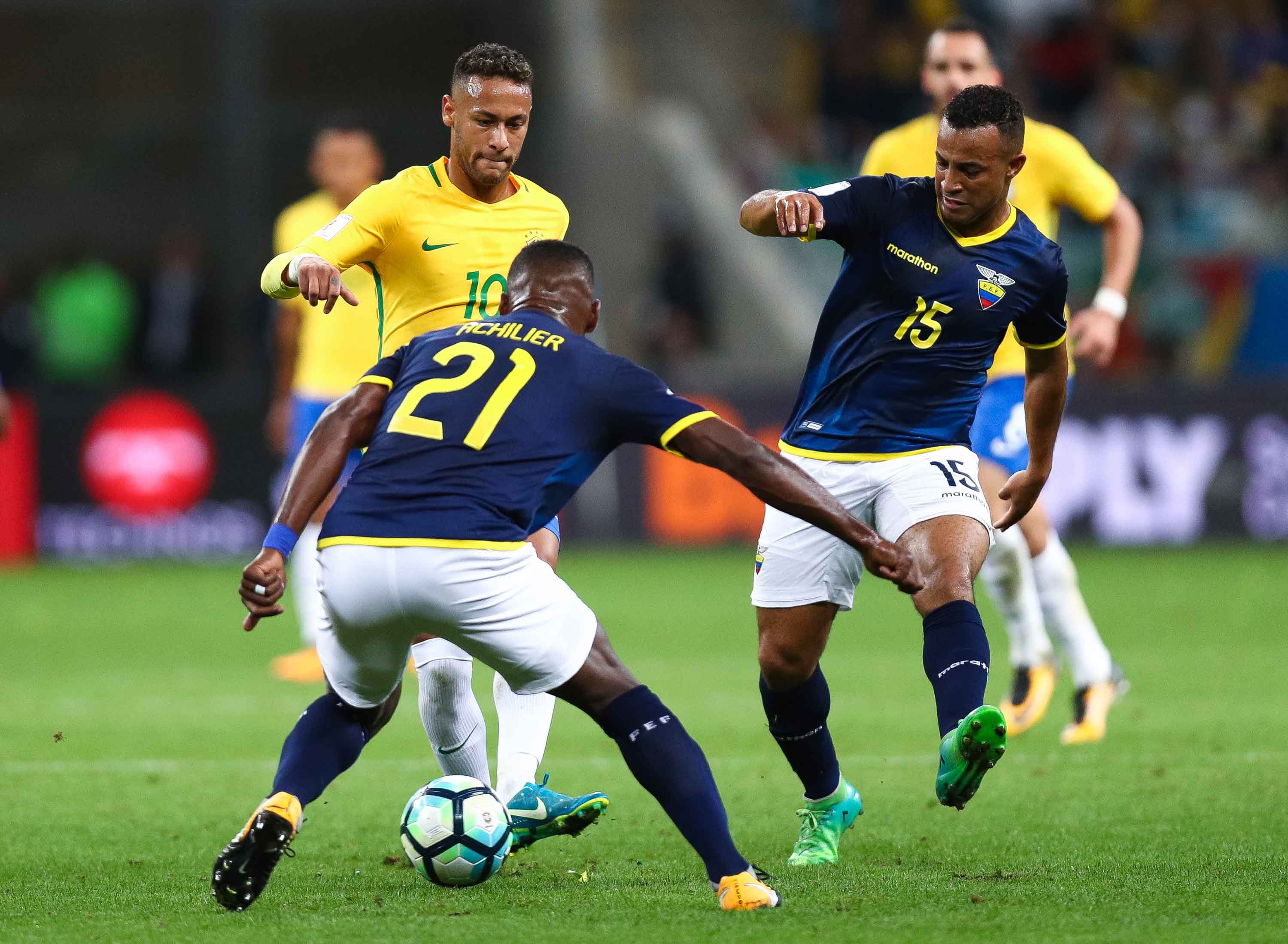 Bo ba sao 'dinh dang' Barca toa sang anh 3