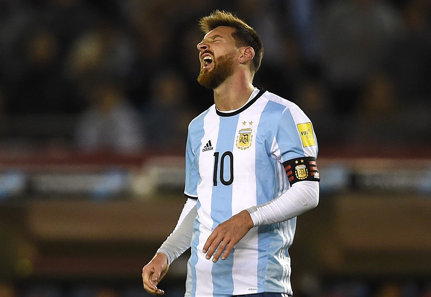 Argentina thap thom lo au sau tran hoa that vong voi Venezuela hinh anh