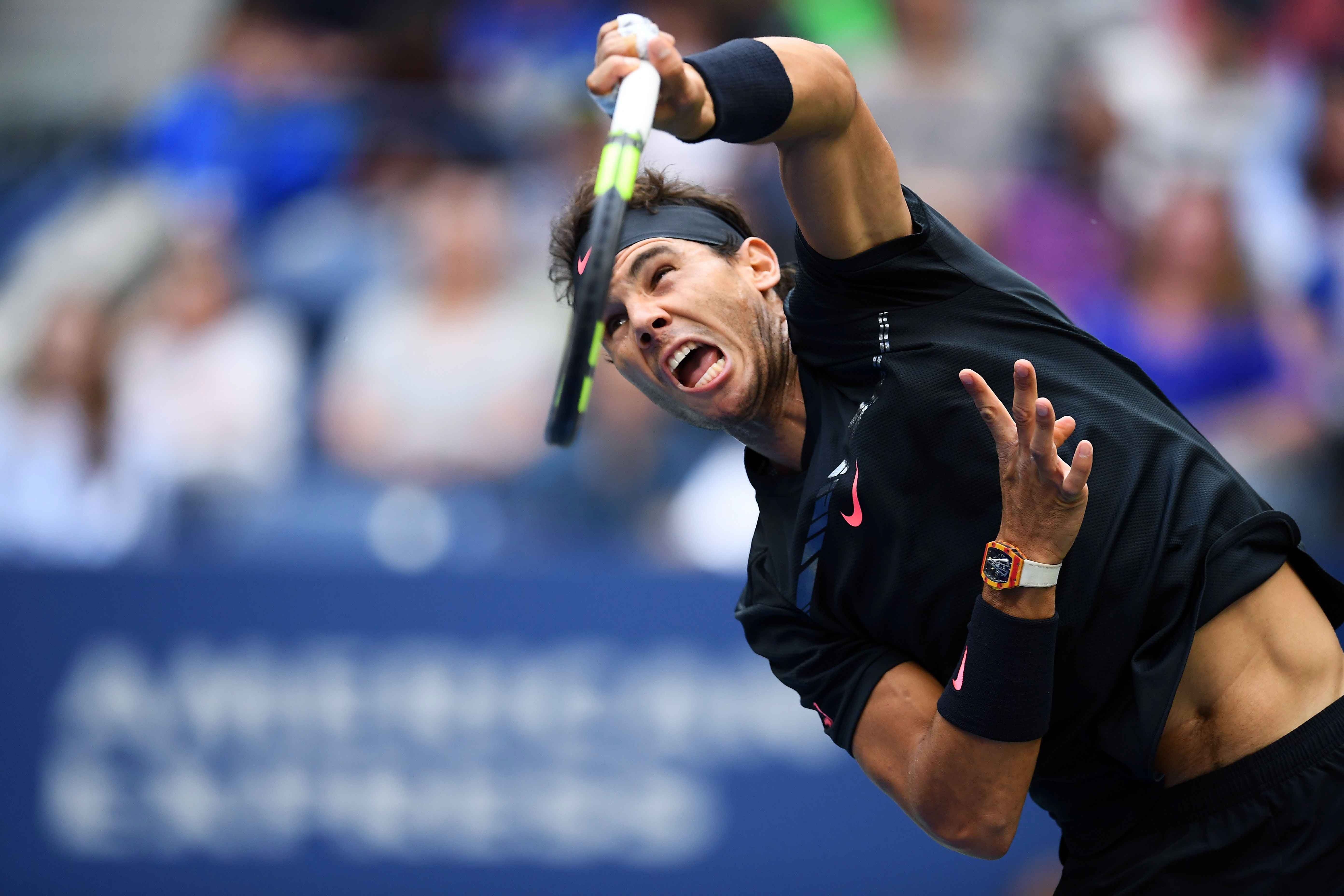 Nadal va vat bat ly than gan 1 trieu USD anh 5