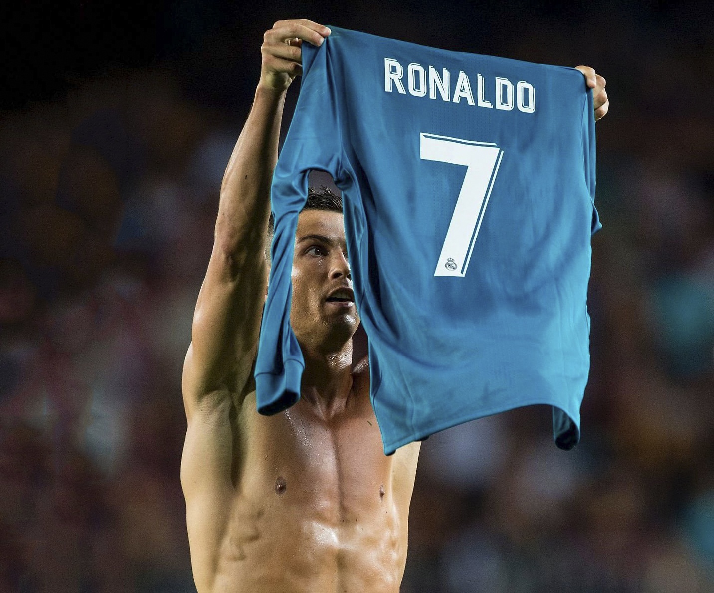 Ronaldo tái lập kỷ lục buồn ảnh 8 Ronaldo tai lap ky luc buon anh 8