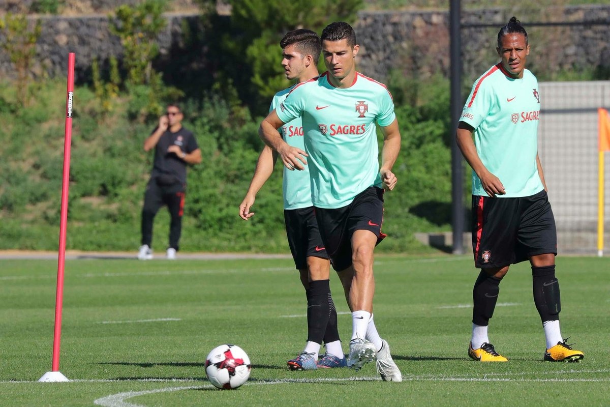 Ronaldo đứng trước cơ hội lớn ảnh 6 Ronaldo dung truoc co hoi lon anh 6