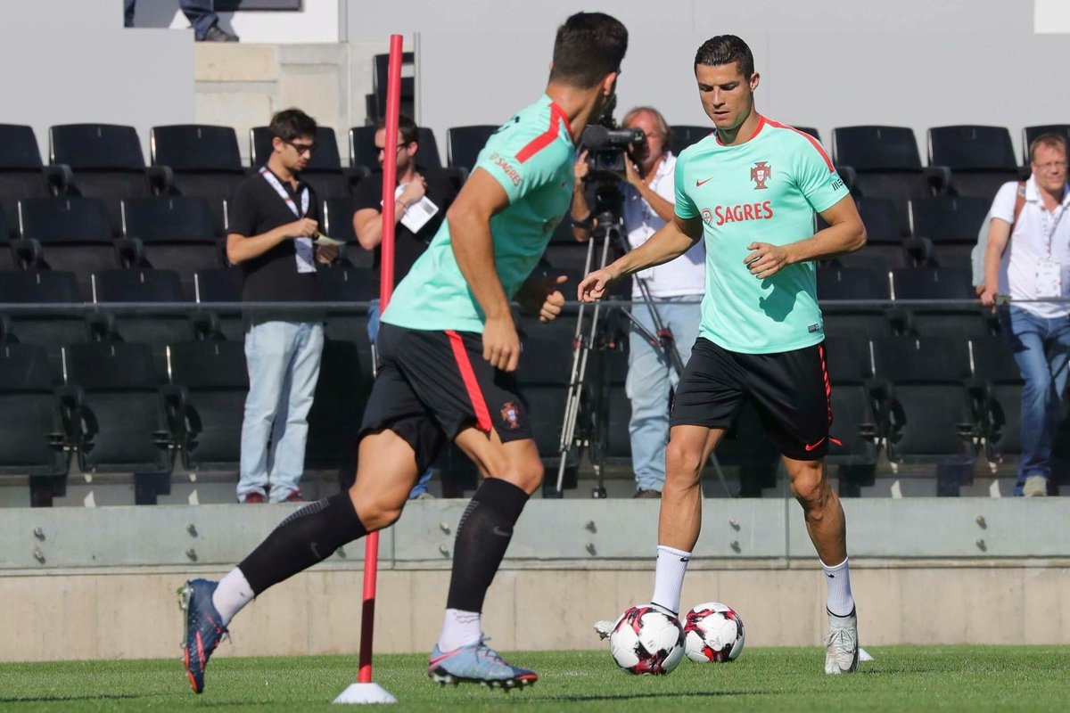 Ronaldo đứng trước cơ hội lớn ảnh 7 Ronaldo dung truoc co hoi lon anh 7