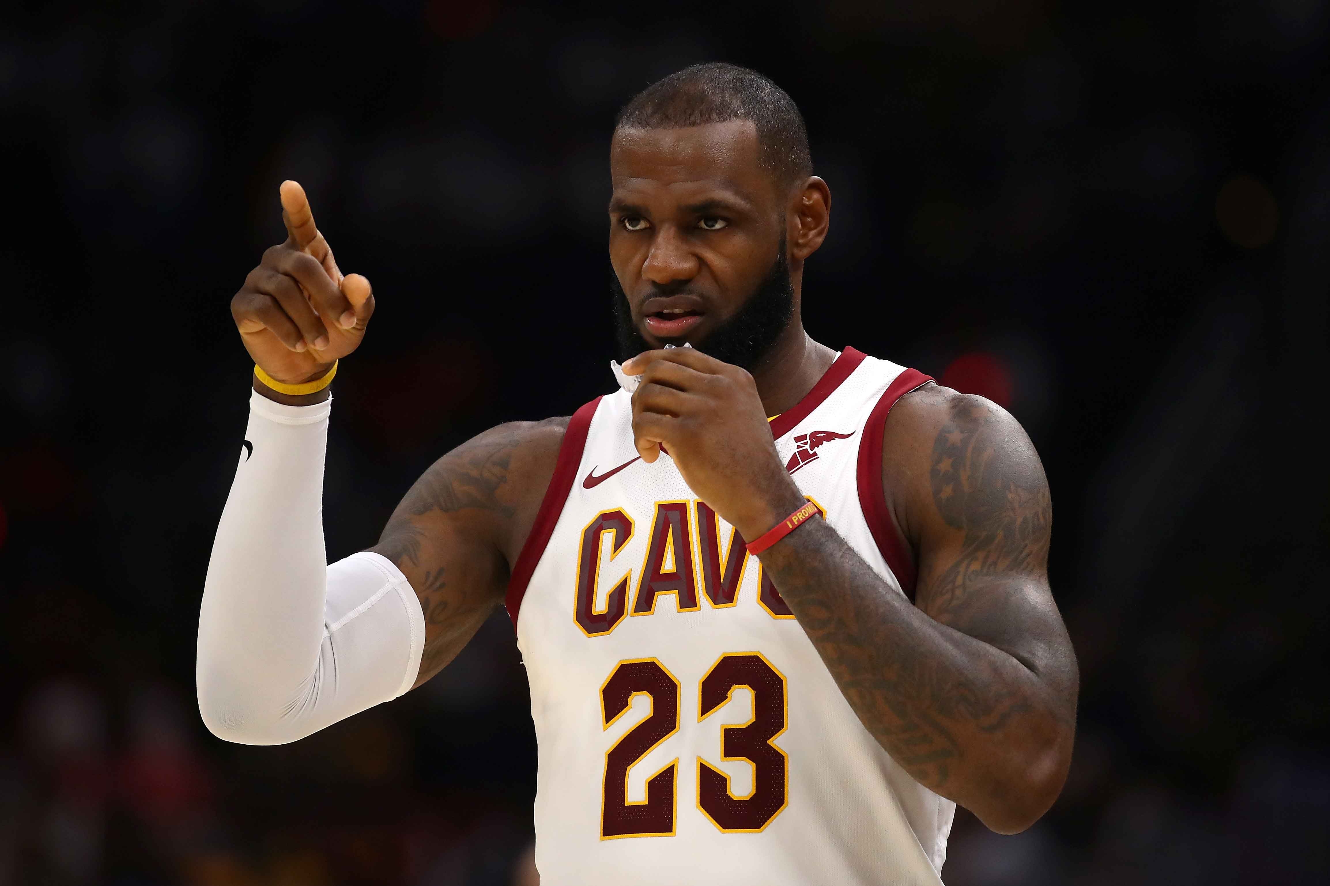 Sao Celtics gay gap chan anh 8