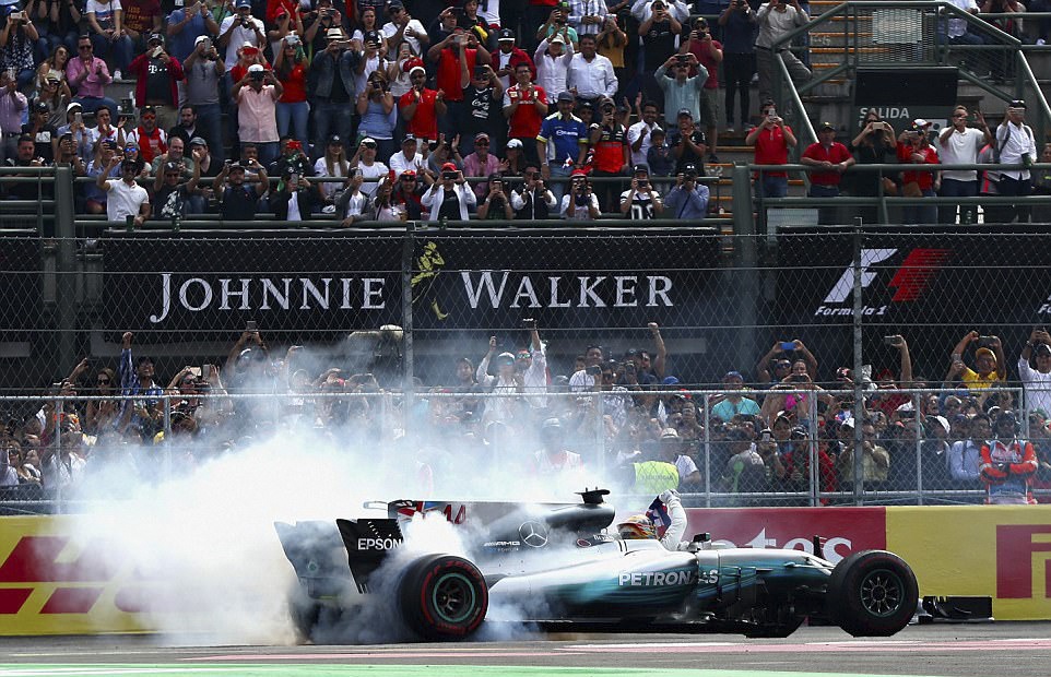 Hamilton drift phan khich anh 5