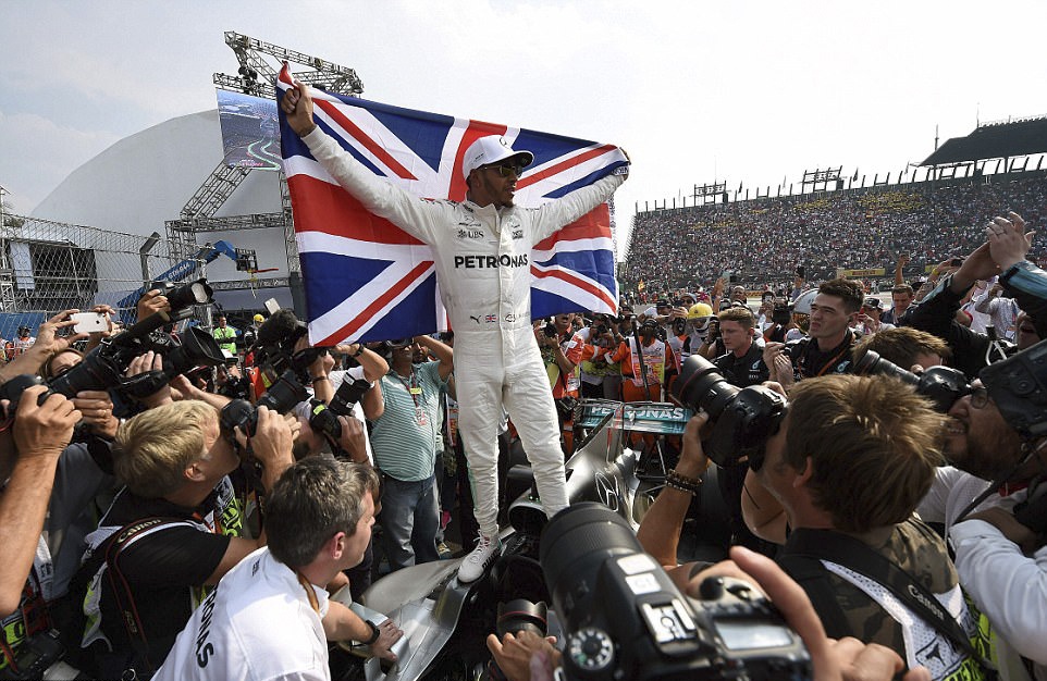 Hamilton drift phan khich anh 8