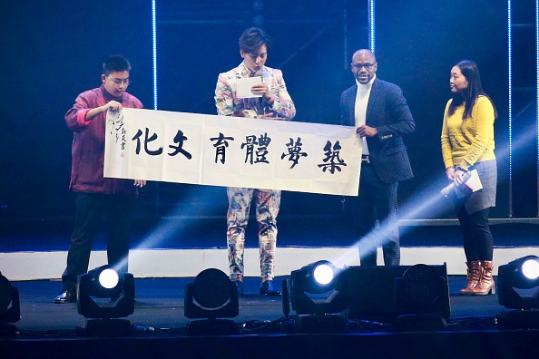 Mayweather nhận 3 triệu USD ảnh 7 Mayweather nhan 3 trieu USD anh 7