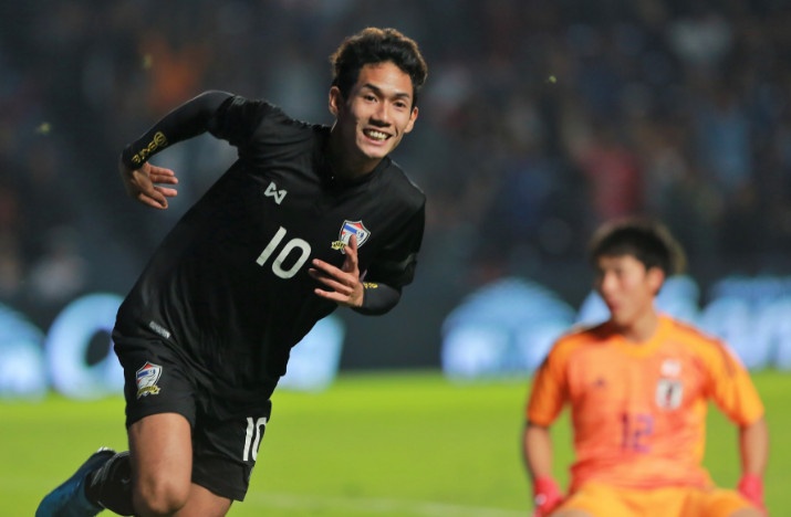 U23 Thai Lan bat ngo danh bai Nhat Ban o tran ra quan hinh anh