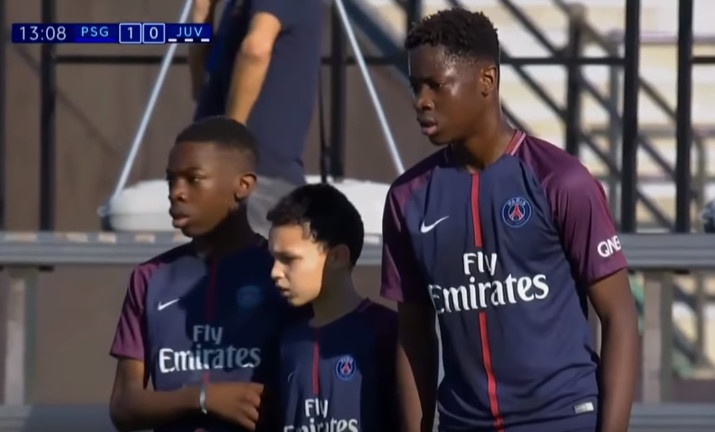 Sao mai 12 tuổi của PSG  ảnh 2 Sao mai 12 tuoi cua PSG anh 2