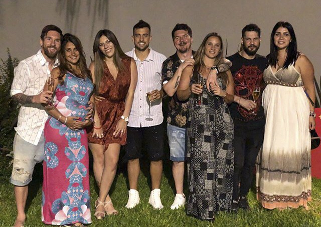 sao bong da no nuc don nam moi anh 3