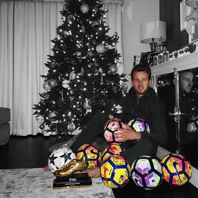 sao bong da no nuc don nam moi anh 13