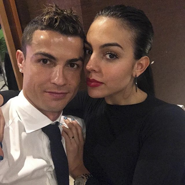 sao bong da no nuc don nam moi anh 2