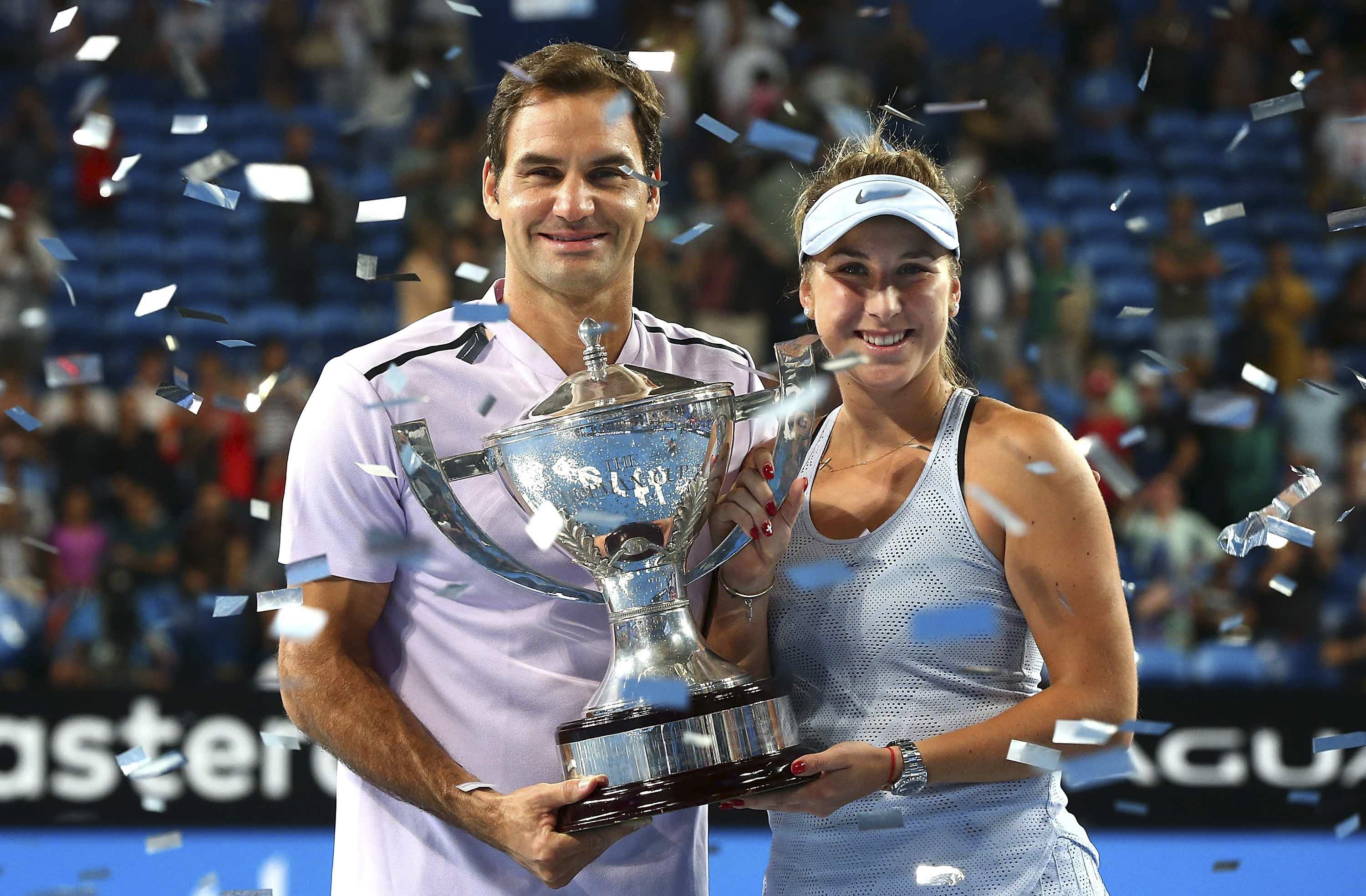 Federer gianh danh hieu dau tien trong nam moi hinh anh