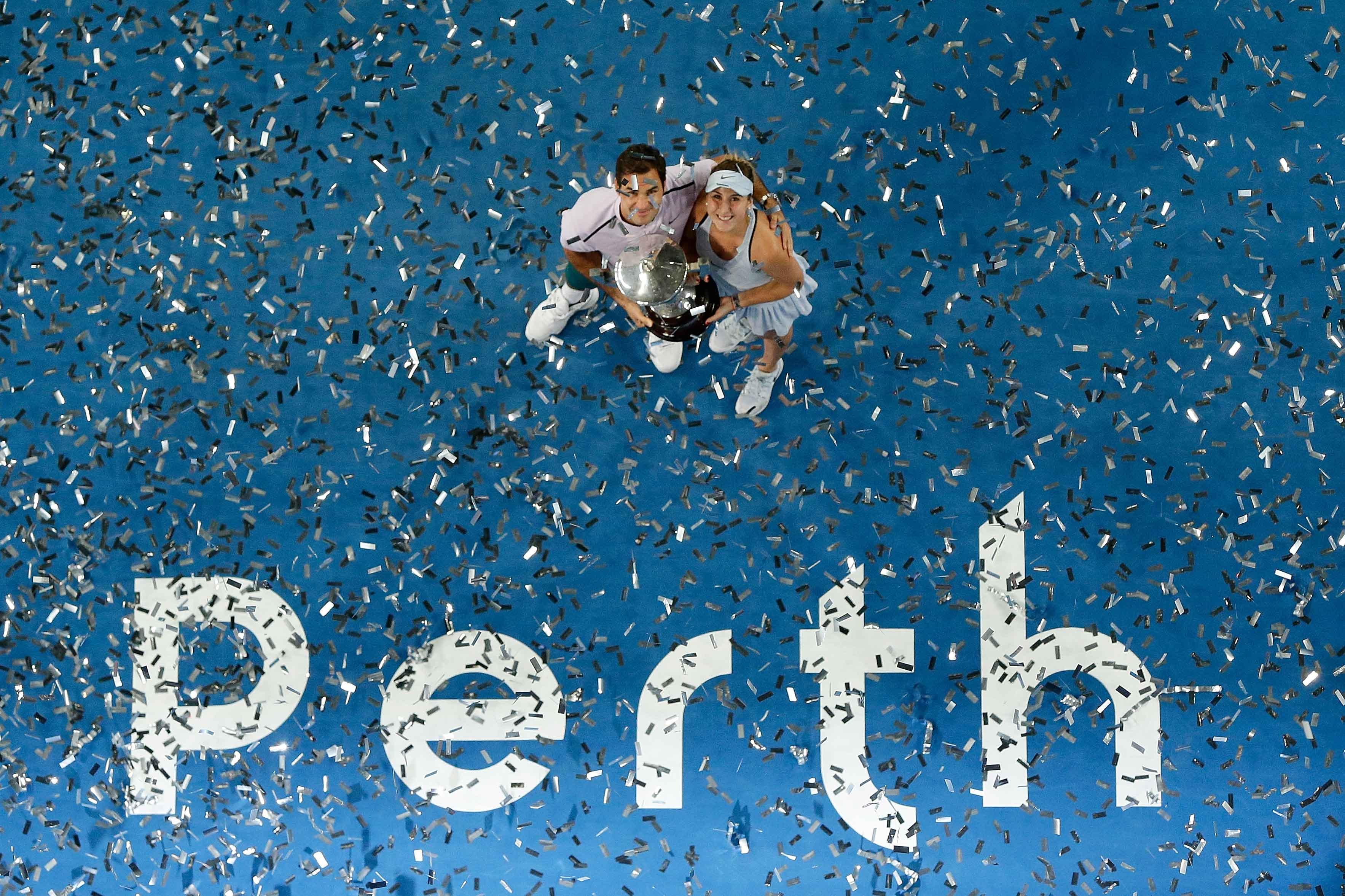 Federer gianh danh hieu dau tien anh 9