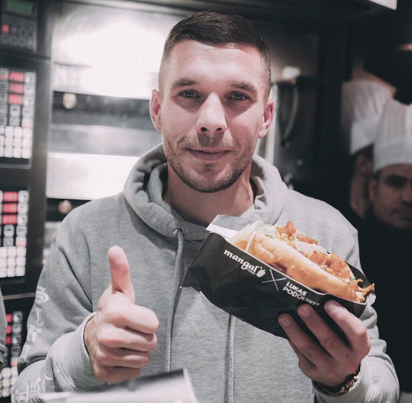 mua banh mi cua cuu sao Arsenal anh 6