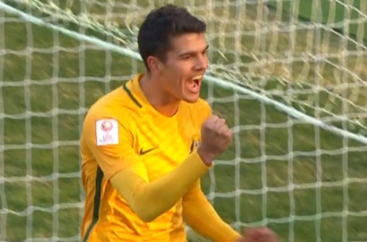 Thang cach biet U23 Syria, Australia tam chiem ngoi dau bang D hinh anh