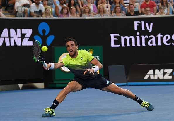 Nadal toc thang vao vong 4 anh 7