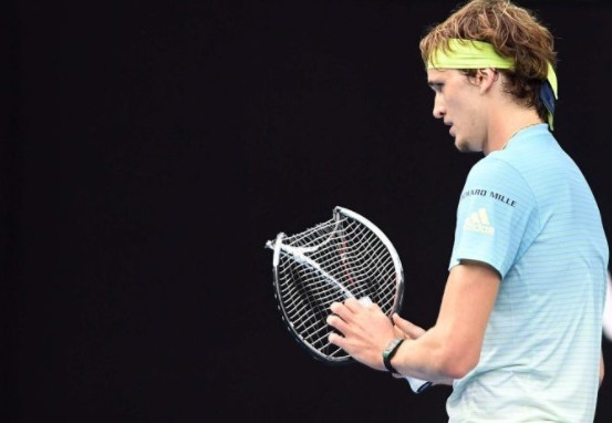 Hat giong so 4 dap gay vot khi thua doi thu Han Quoc hinh anh