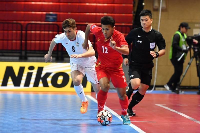 Myanmar thua 0-14 anh 9