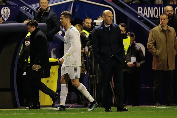 Ronaldo to thai do khong hai long anh 3