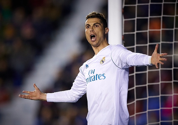 Ronaldo to thai do khong hai long anh 7