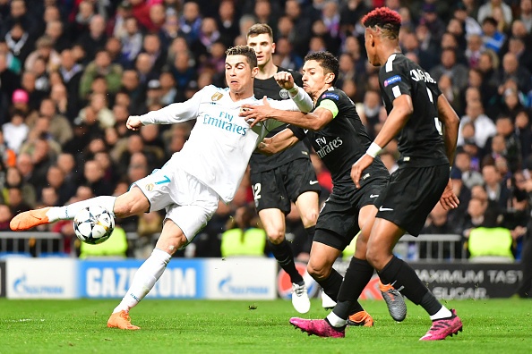 Real nguoc dong thang PSG 3-1 anh 2