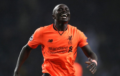 Thang dam Porto 5-0 tren san khach, Liverpool tien sat ve tu ket hinh anh